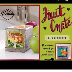 NIB Scentsy fruit crate warmer. Price firm